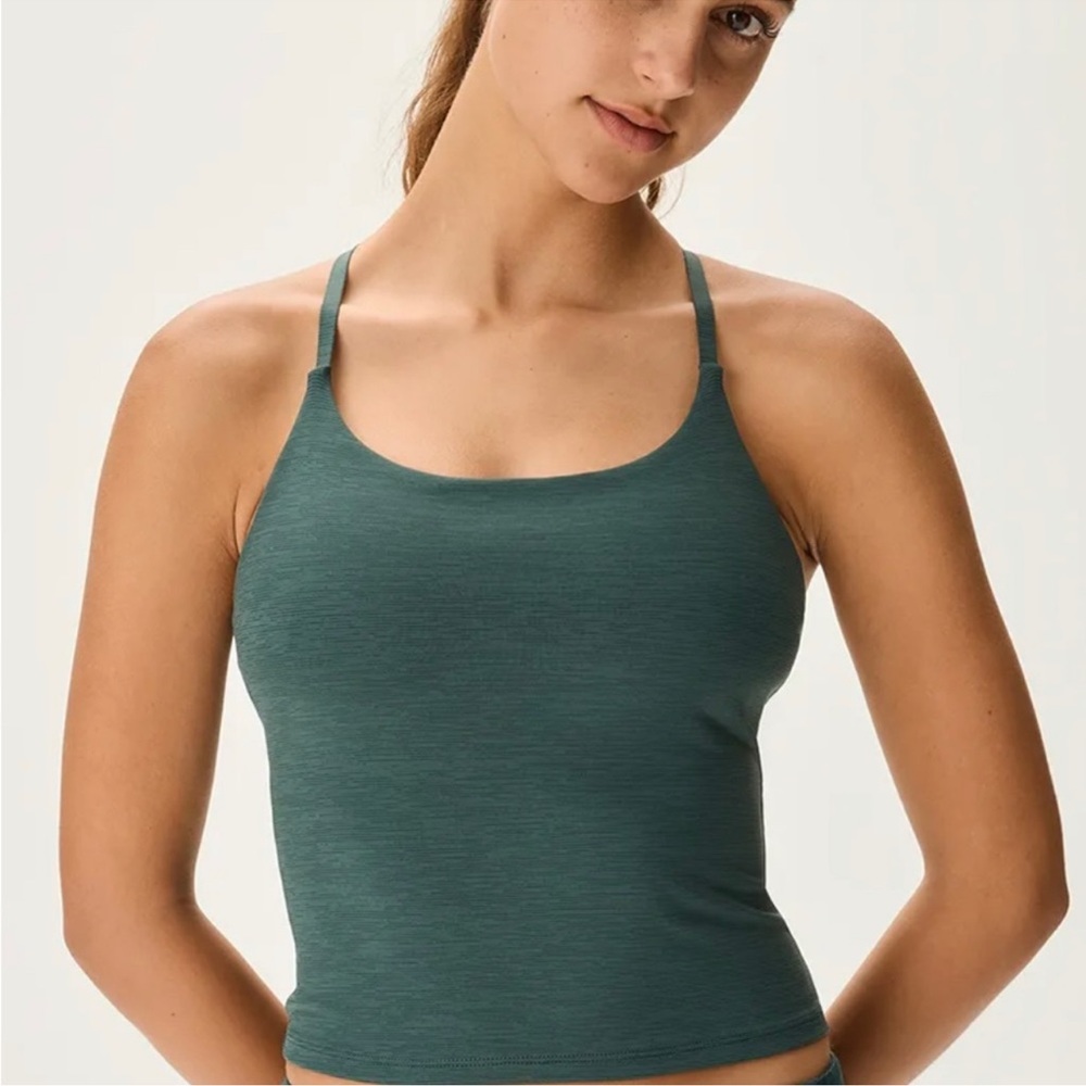 Outdoor Voices Tech Sweat Move Free Tank, Size Medium, Good Condition